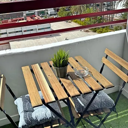 Relaxing Near The Sea Apartment *